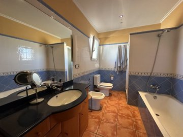 deniapenthouseforsalep0229