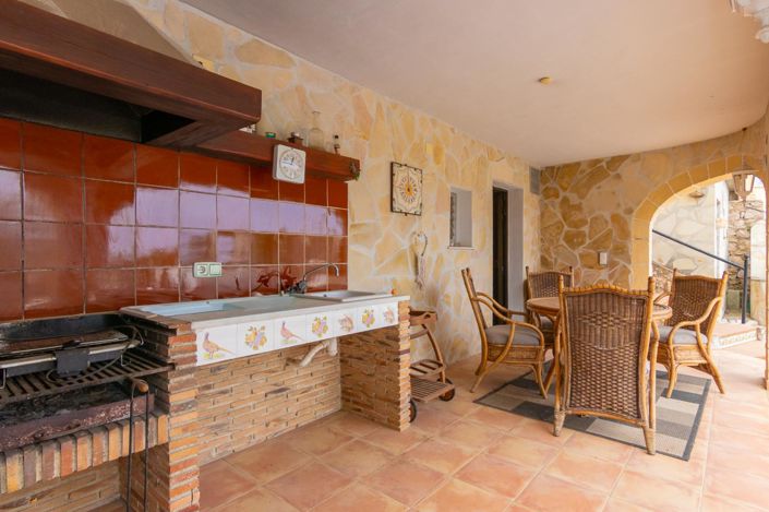 Image No.26-4 Bed Villa for sale