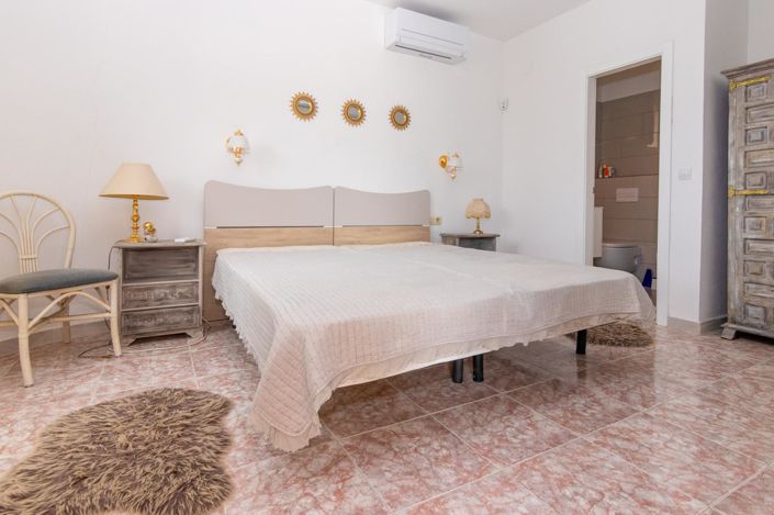 Image No.27-4 Bed Villa for sale