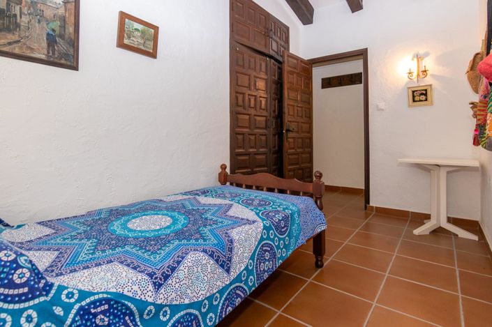 Image No.18-6 Bed Villa for sale