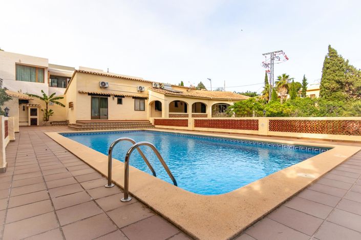 Image No.23-6 Bed Villa for sale