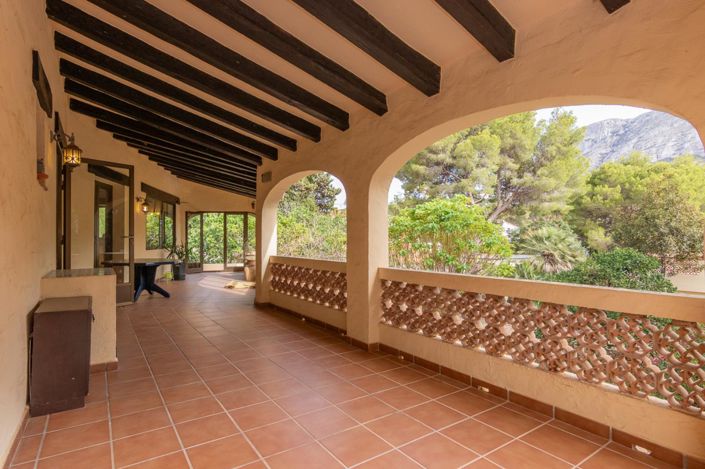 Image No.3-6 Bed Villa for sale