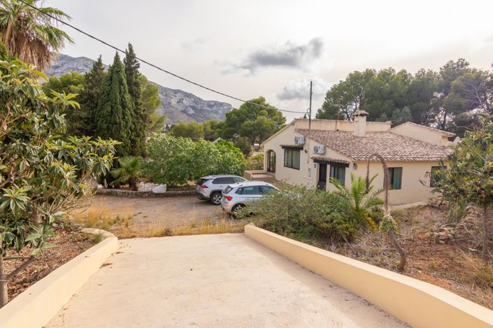 Image No.43-6 Bed Villa for sale