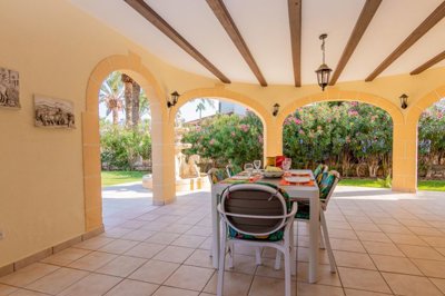 villa-strand-denia-naya