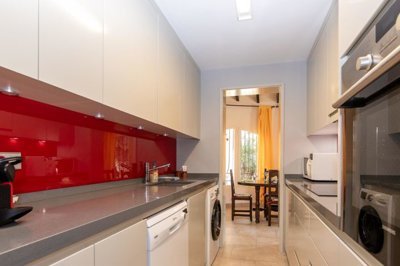 villa-strand-denia-pool-kche