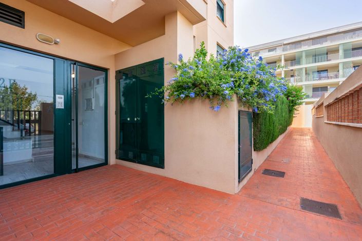 Image No.33-3 Bed Apartment for sale