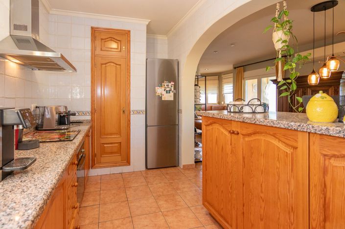 Image No.10-4 Bed Villa for sale