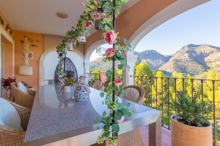 Image No.13-4 Bed Villa for sale