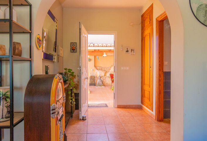 Image No.16-4 Bed Villa for sale