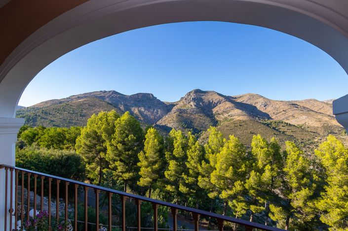 Image No.42-4 Bed Villa for sale