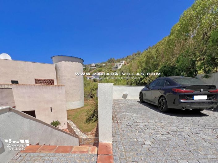 Image No.6-5 Bed Villa for sale