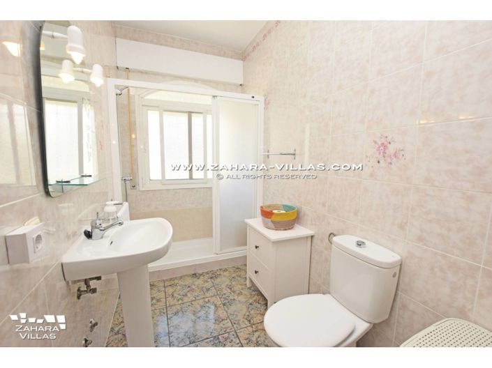 Image No.30-3 Bed Villa for sale