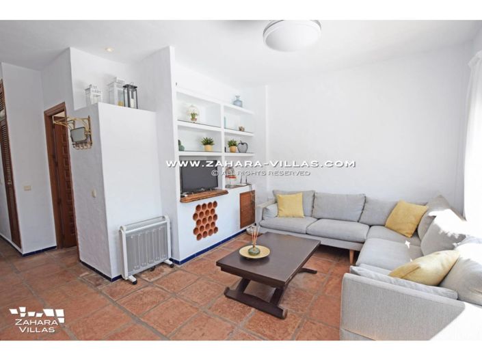 Image No.2-3 Bed Villa for sale