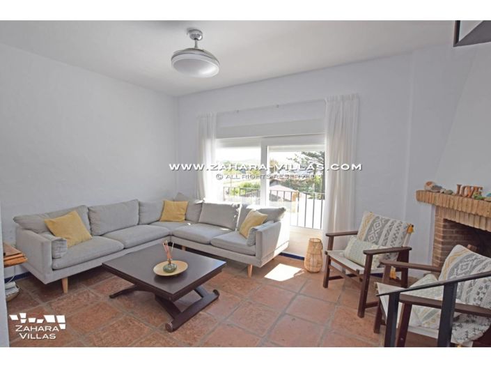 Image No.3-3 Bed Villa for sale