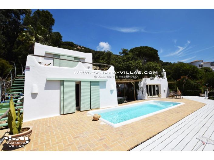 Image No.11-4 Bed Villa for sale