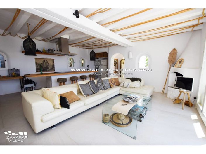 Image No.5-4 Bed Villa for sale