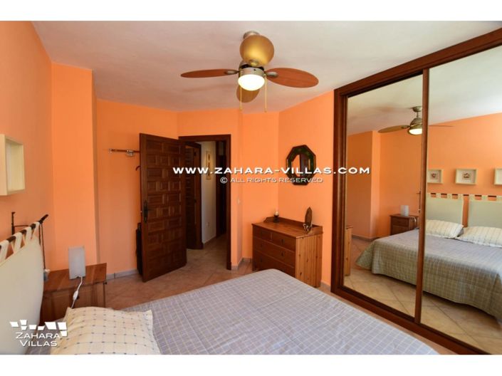 Image No.21-3 Bed Villa for sale