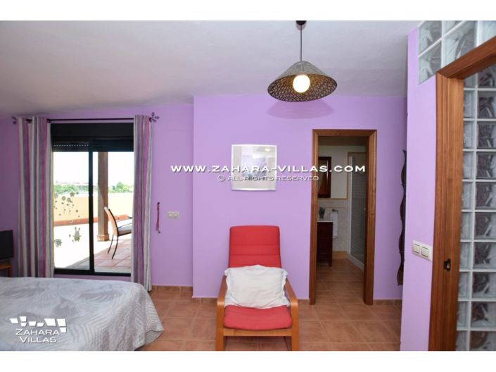 Image No.24-3 Bed Villa for sale