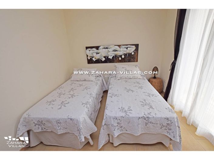 Image No.27-3 Bed Villa for sale