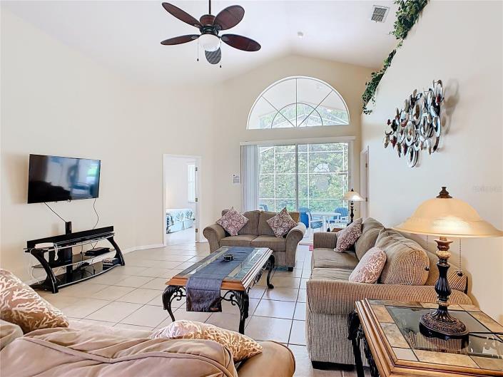 Image No.5-Villa / Détaché de 4 chambres à vendre à Davenport