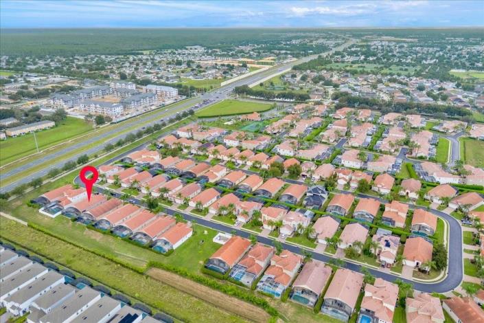 Image No.7-Villa / Détaché de 4 chambres à vendre à Davenport