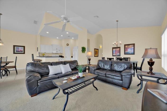 Image No.18-Villa / Détaché de 4 chambres à vendre à Davenport