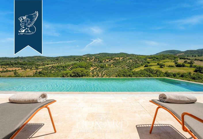 Image No.3-7 Bed Villa for sale