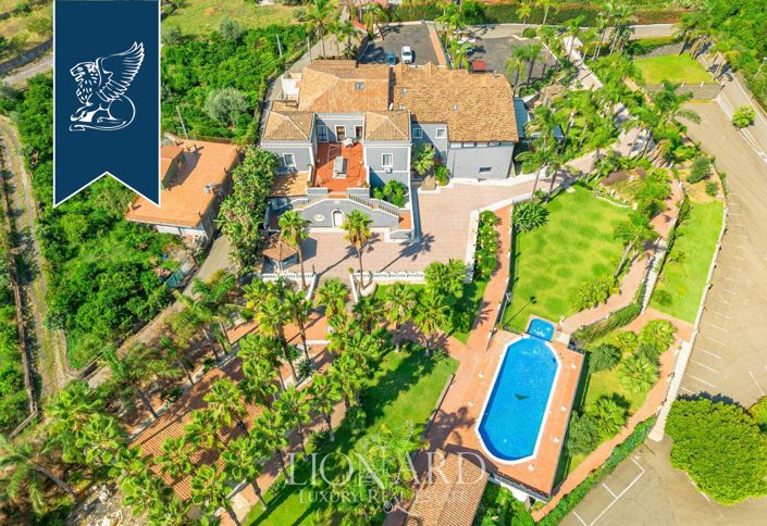 Image No.5-Villa de 7 chambres à vendre à Acireale