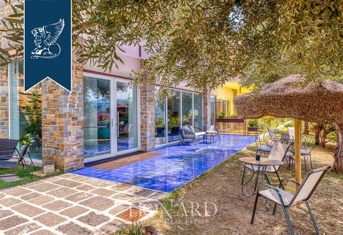 Image No.19-10 Bed Hotel for sale