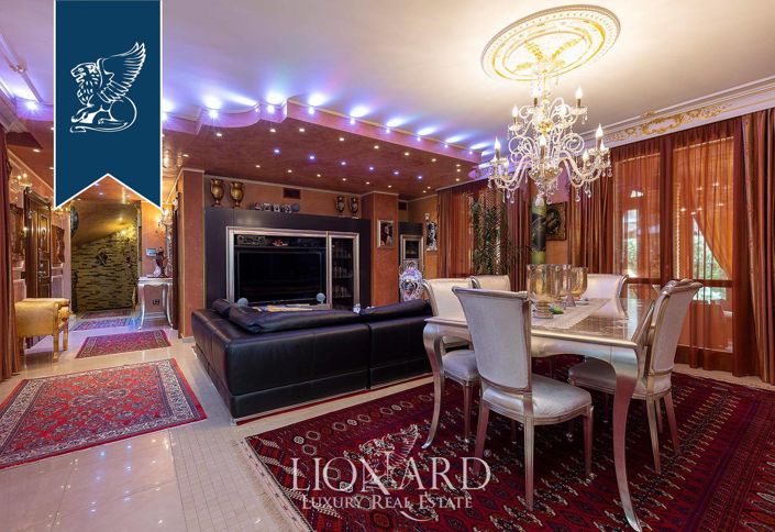 Image No.21-8 Bed Villa for sale