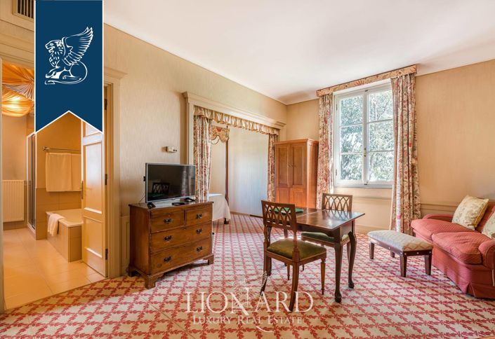 Image No.28-10 Bed Hotel for sale