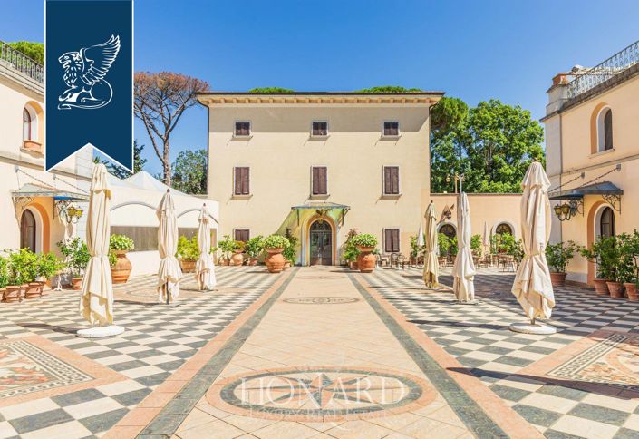 Image No.19-9 Bed Villa for sale