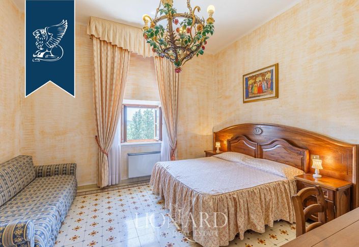 Image No.43-9 Bed Villa for sale