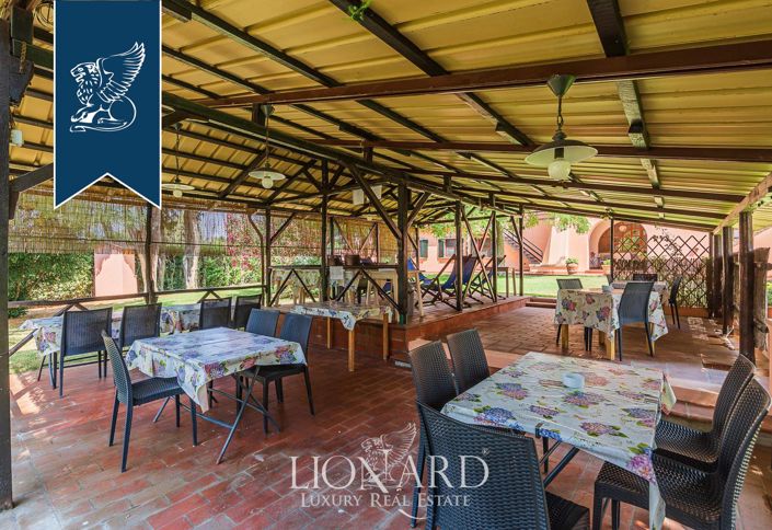 Image No.20-Ferme de 18 chambres à vendre à Castellina Marittima