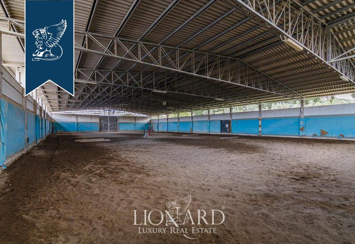 Image No.35-Ferme de 18 chambres à vendre à Castellina Marittima