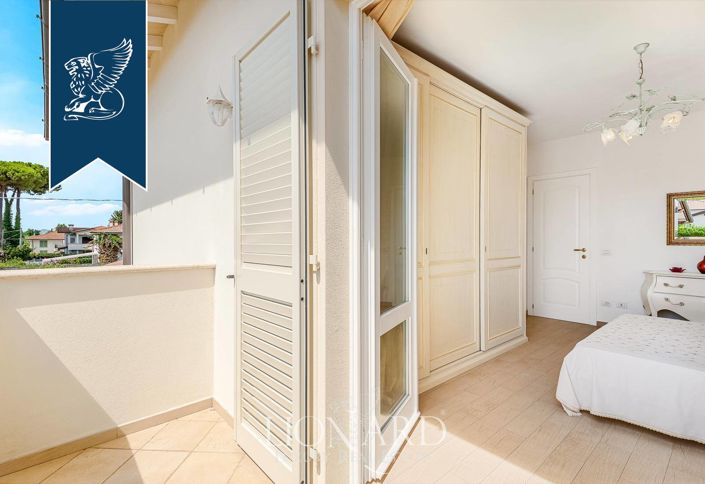 Image No.16-4 Bed Villa for sale