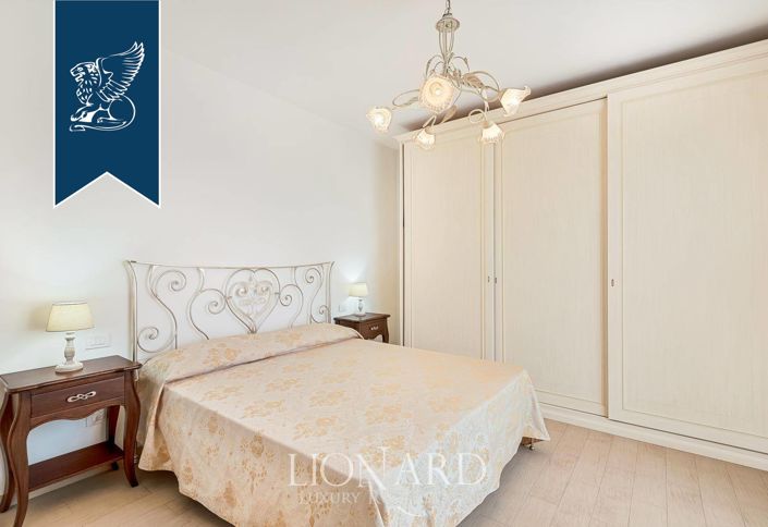 Image No.17-4 Bed Villa for sale