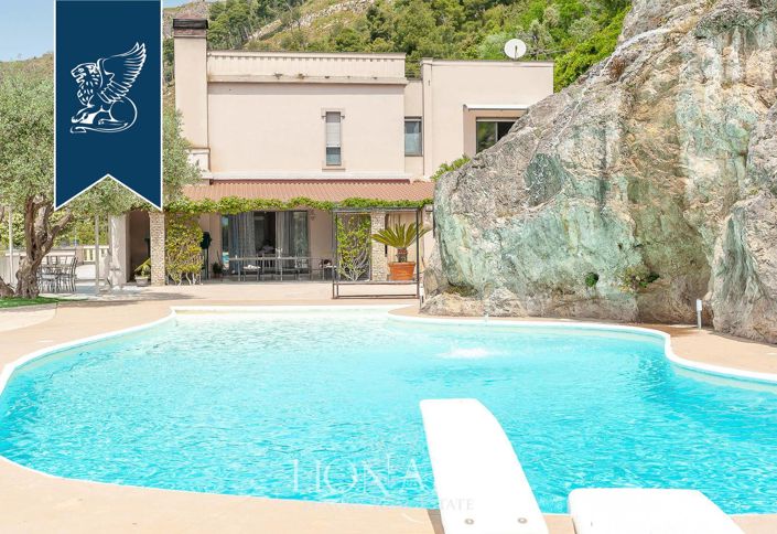 Image No.21-4 Bed Villa for sale