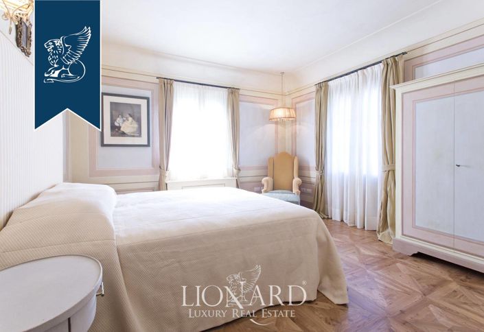 Image No.32-6 Bed Villa for sale