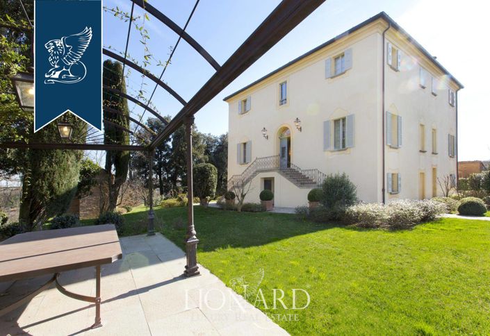 Image No.4-6 Bed Villa for sale