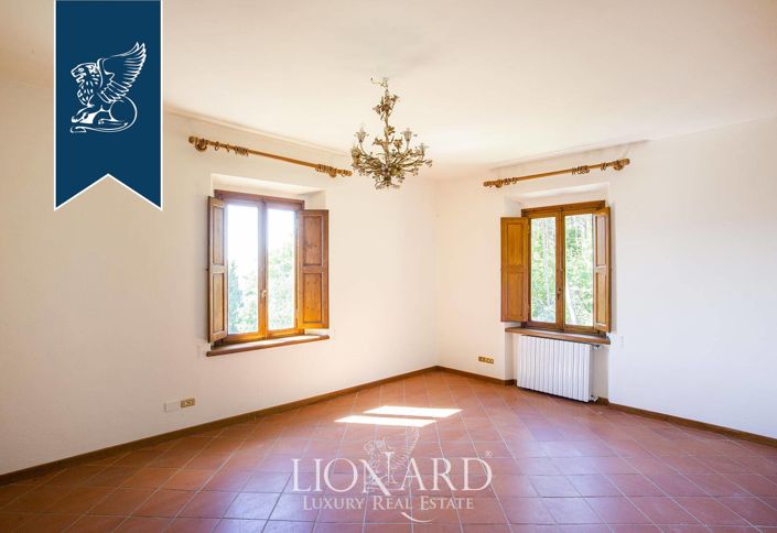 Image No.26-Ferme de 10 chambres à vendre à Borgo San Lorenzo