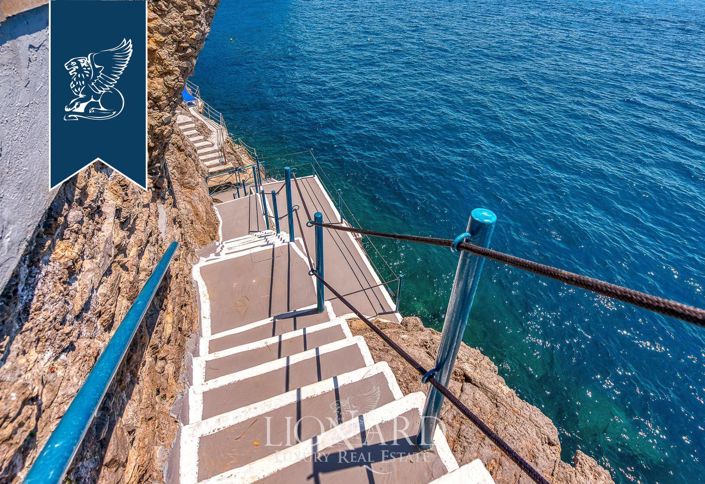 Image No.15-Villa de 6 chambres à vendre à Salerno