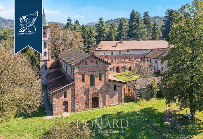 Image No.3-30 Bed Villa for sale