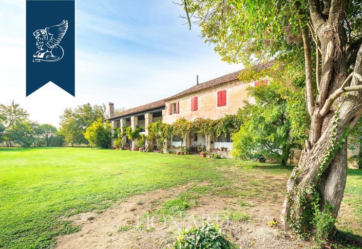 Image No.2-Ferme de 11 chambres à vendre à Roncade