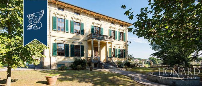 Image No.10-5 Bed Villa for sale