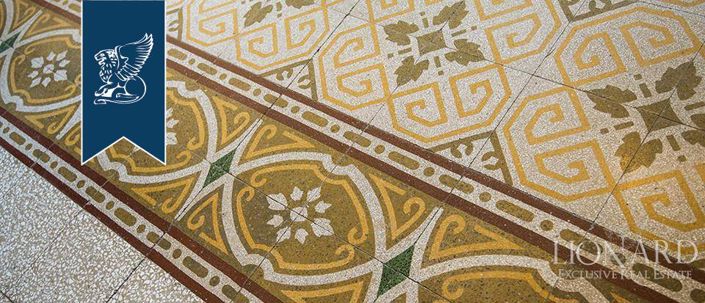 Image No.27-5 Bed Villa for sale