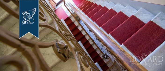 Image No.30-5 Bed Villa for sale