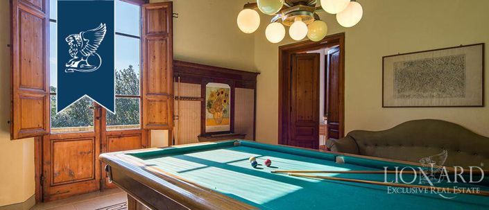 Image No.32-5 Bed Villa for sale