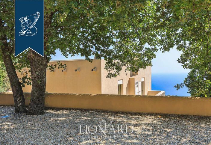 Image No.24-8 Bed Villa for sale