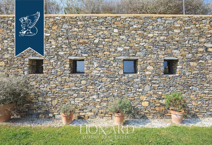 Image No.29-8 Bed Villa for sale